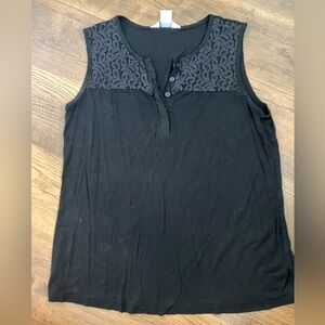 Liz Claiborne Black Lace Detail Sleeveless Top